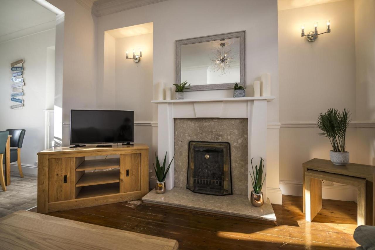Ivydene - 3 Bedroom Holiday Home - Tenby Bagian luar foto