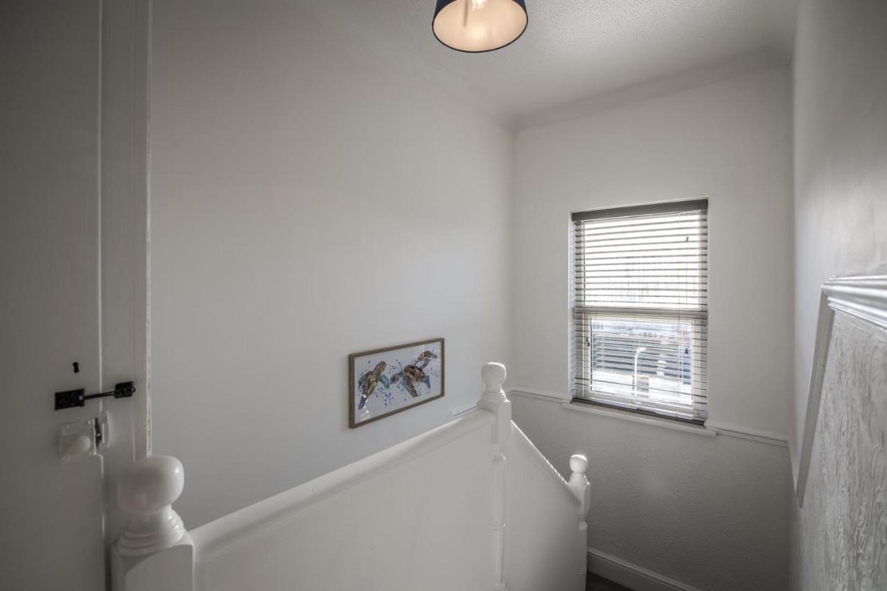 Ivydene - 3 Bedroom Holiday Home - Tenby Bagian luar foto